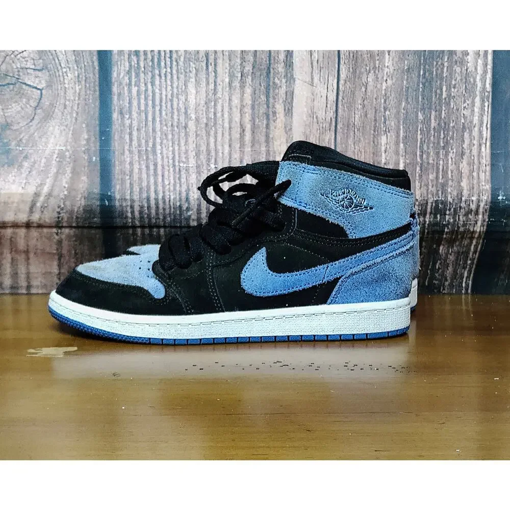Nike Air‎ Jordan 1 Retro High OG UNC Toe Unisex Kids 2.5Y